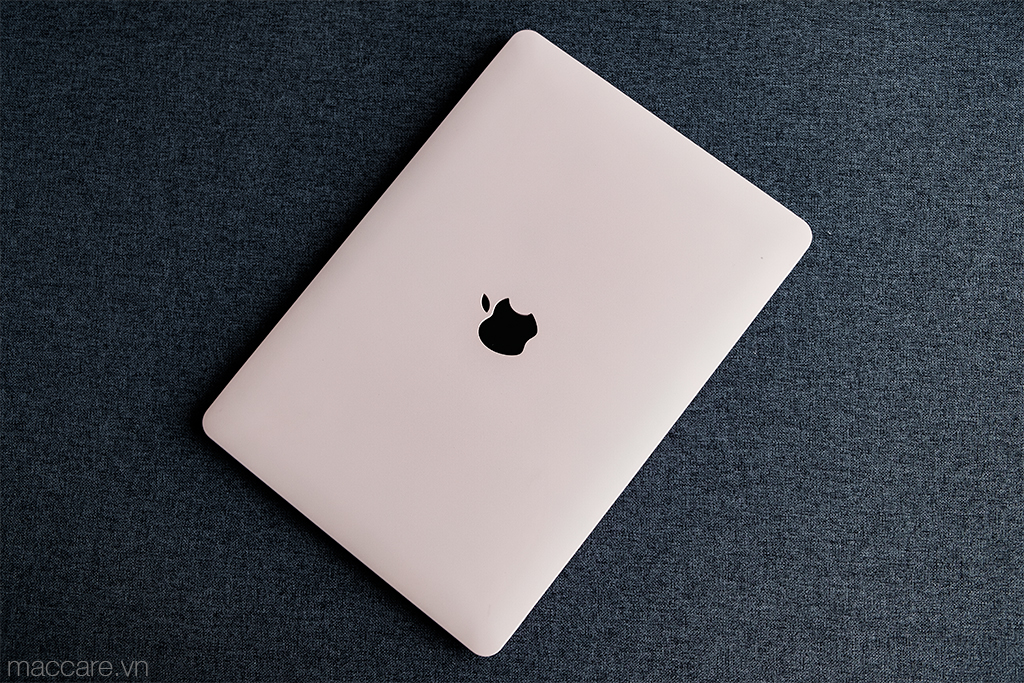 ốp macbook màu hồng pastel