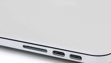 MacBook Pro 2021 được cho là sẽ có sự trở lại của khe đọc thẻ SD