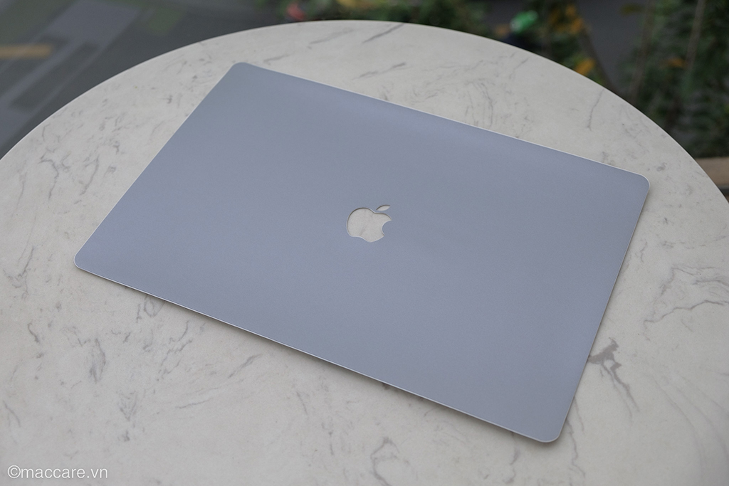 dán mặt trên macbook pro 16inch 2019 gray