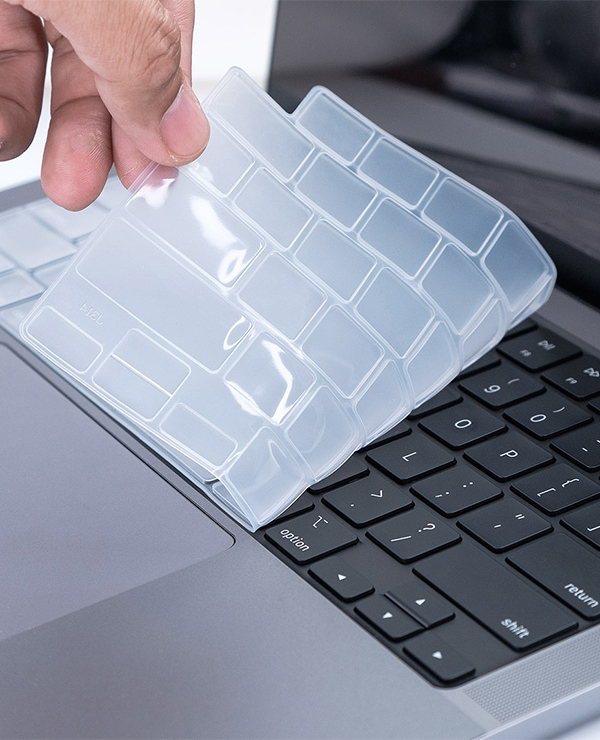 miếng phủ phím macbook m1, m2 silicone siêu mềm, dẻo màu trong suốt