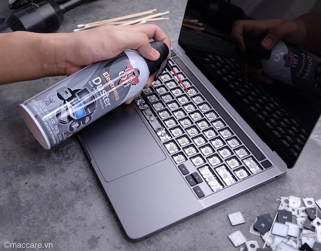 bình xịt khí vệ sinh bàn phím macbook đúng chuẩn apple